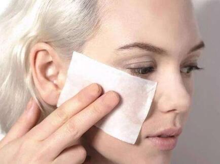 这个冬天用什么补水最好 _时话时说