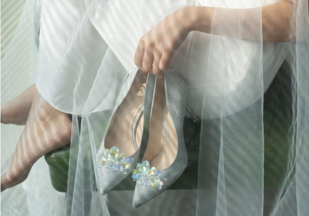 怎么做水晶鞋 94c69122e3ac1df4381356.jpg