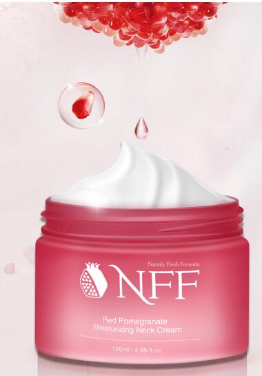 姜梓新全素颜出镜被赞 分享“少女颈”保养秘诀