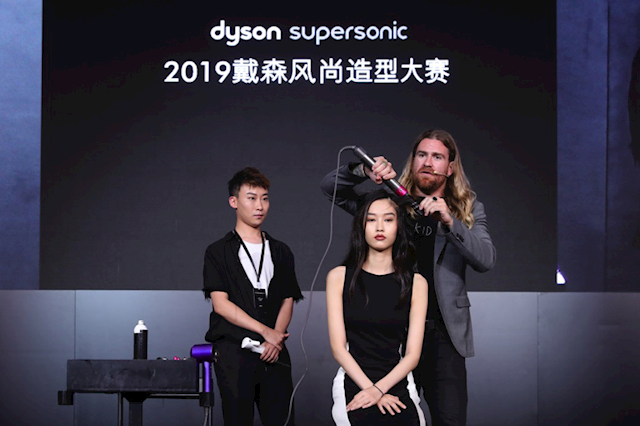 闪耀风型只为专业发型师打造 第三届戴森风尚造型大赛决赛落幕上海 闪耀风型只为专业发型师打造 第三届戴森风尚造型大赛决赛落幕上海