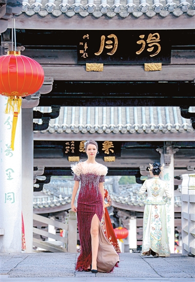 潮州婚纱礼服圈粉海外